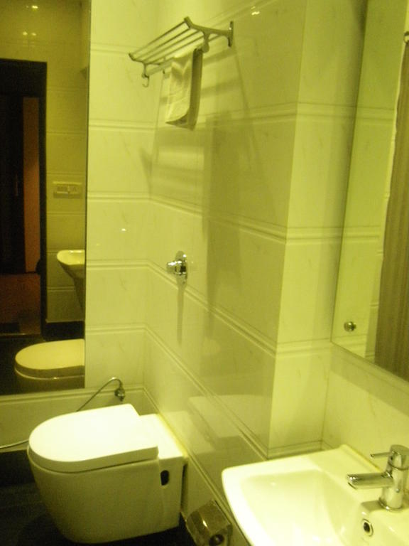 Hotel Metro Continental Дели Номер фото