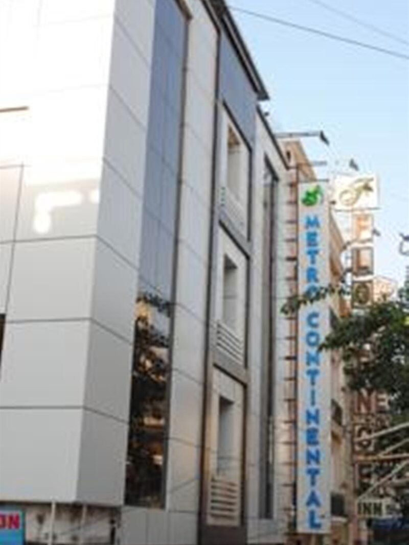 Hotel Metro Continental Дели Экстерьер фото